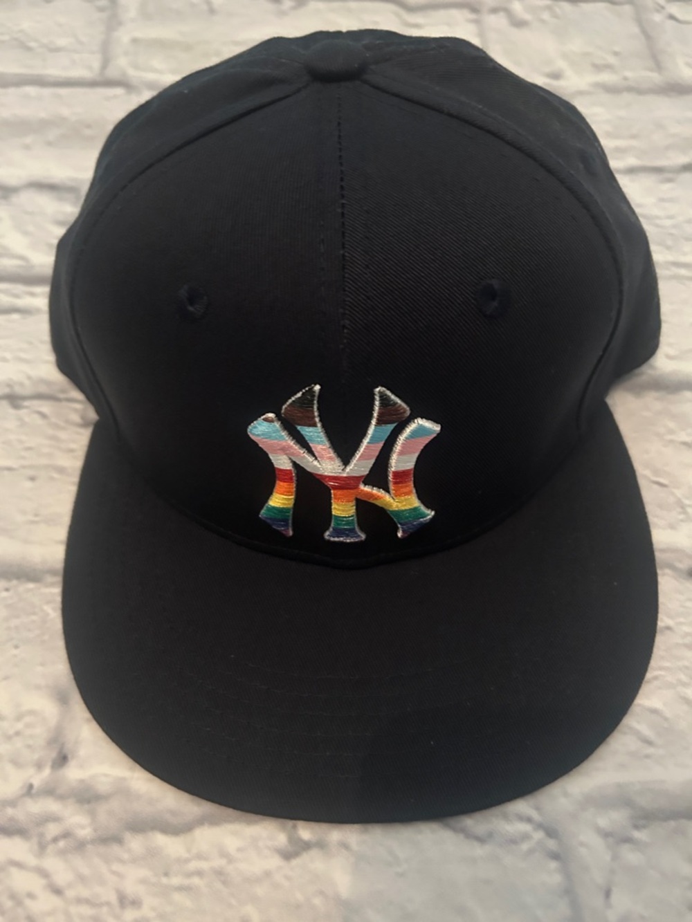 NY Yankees Rainbow Logo Hat New
